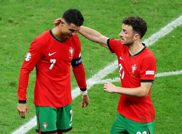 Ronaldo është me pushime, por tjetër arsye përhapet për mungesën e tij në funeralin e Diogo Jotës
