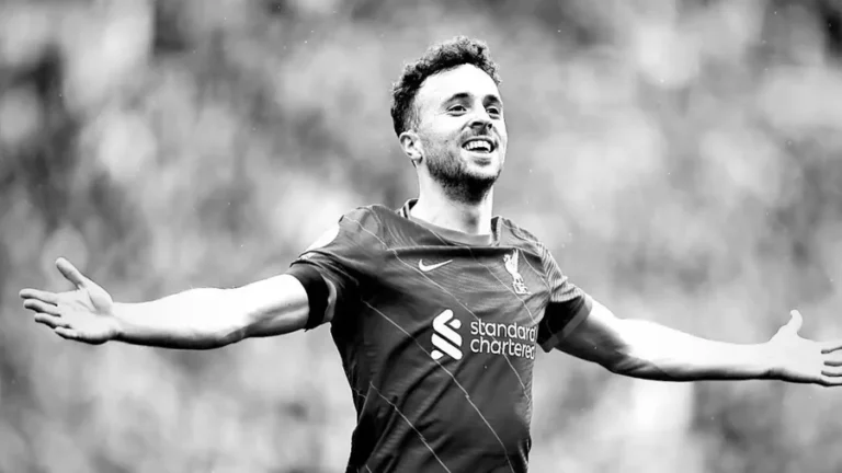 Futbolli në zi! Ndërron jetë pas një aksidenti me makinë ylli i Liverpool, Diogo Jota, u martua 10 ditë më parë