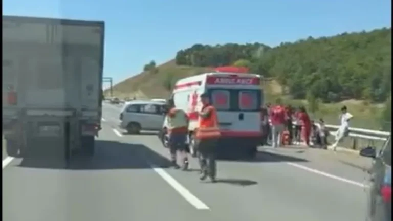 Tragjedi në Farkë! Përplaset për vdekje fëmija 1 vjeç