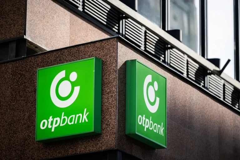 OTP Bank ngec në Rusi! Mbahet peng nga klientët që lidhen me Gazprom dhe inteligjencën