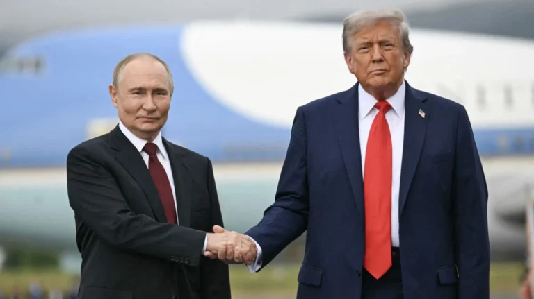 Trump gjen shpëtim tek Putin: Mbi 4.8 milionë ton naftë ruse gradualisht në treg
